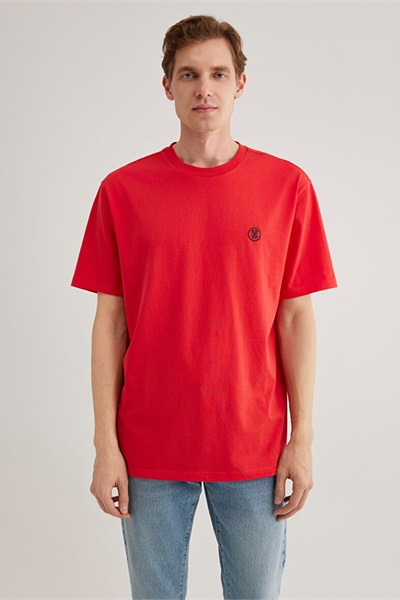 Mavi Logo Nakışlı Erkek T-Shirt M067074-70471 Kırmızı