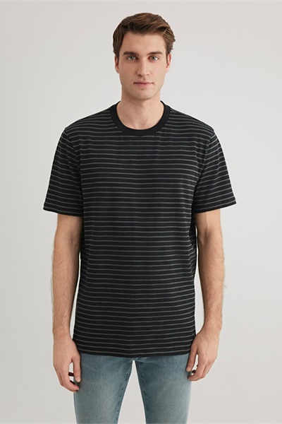 Mavi Çizgili Erkek T-Shirt M0612526-71379 Jet Siyah