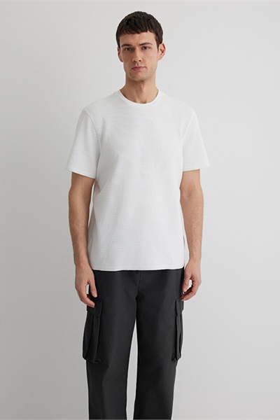 Mavi Bisiklet Yaka Erkek T-Shirt M0610277-70054 Kırık Beyaz