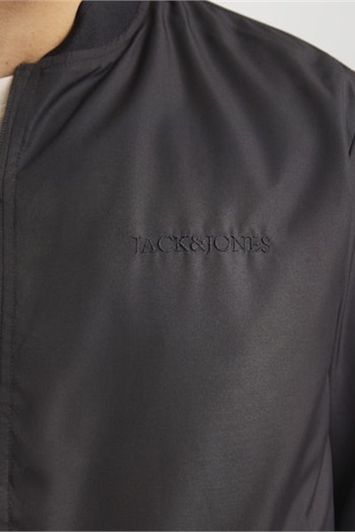 jackjones_springsummer_4648097_122690974.jpg