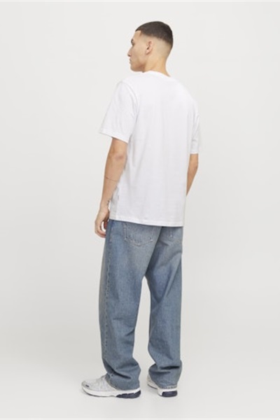 jackjones_springsummer2025_4701728_122729664.jpg