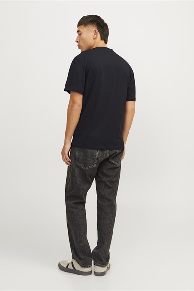jackjones_fallwinter2024_4517369_122575796.jpg