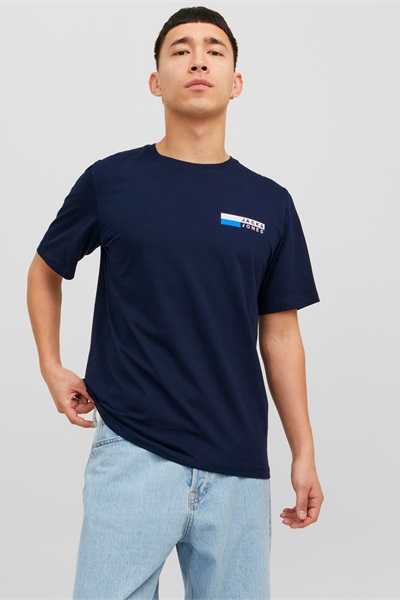 Jack & Jones Jjecorp Logo Tee Play Ss O-Neck Noos Erkek T-shirt 12233999 Navy Blazer/P4 Small Print