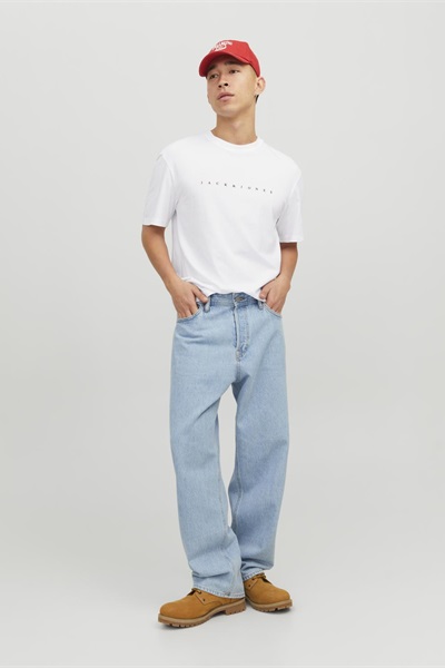 jackjones_fallwinter2023_4215911_12234746_6.jpg