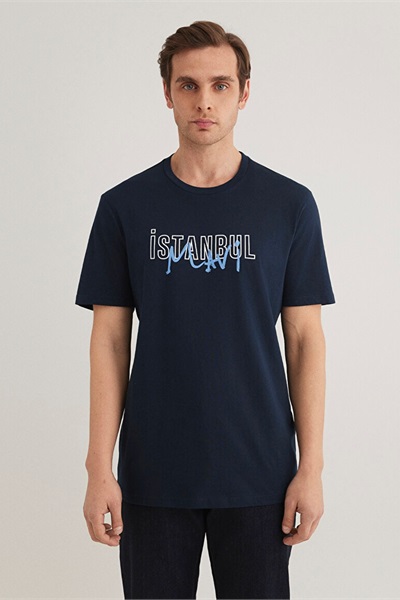 Mavi İstanbul Baskılı Erkek T-Shirt M067114-34319 Gece Lacivert