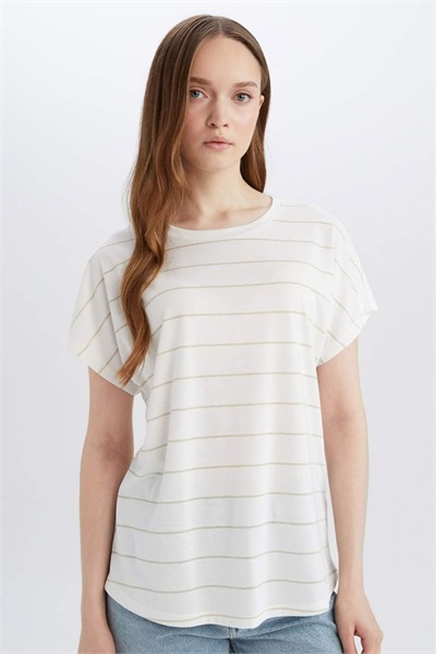 Defacto Kadın Kısa Kol T-shirt E6075AX/ER105 ECRU