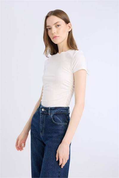 Defacto Kadın Kısa Kol T-shirt E4519AX/WT32 OFF WHITE