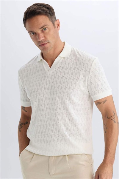 Defacto Erkek  T-shirt B6536AX/WT32 OFF WHITE