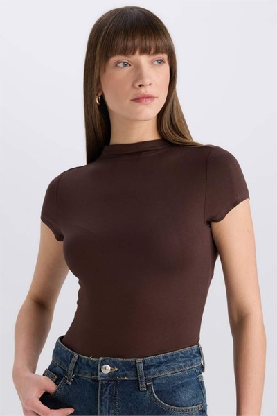 Defacto Kadın Kısa Kol T-shirt E5906AX/BN267 BROWN
