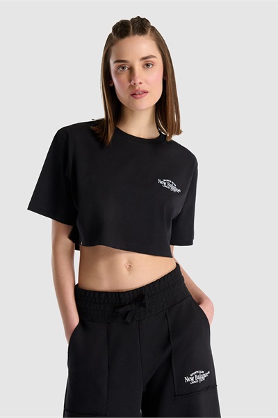 New Balance Nb Lifestyle Women Tshirt Kadın T-shirt WNT1506-BK Siyah